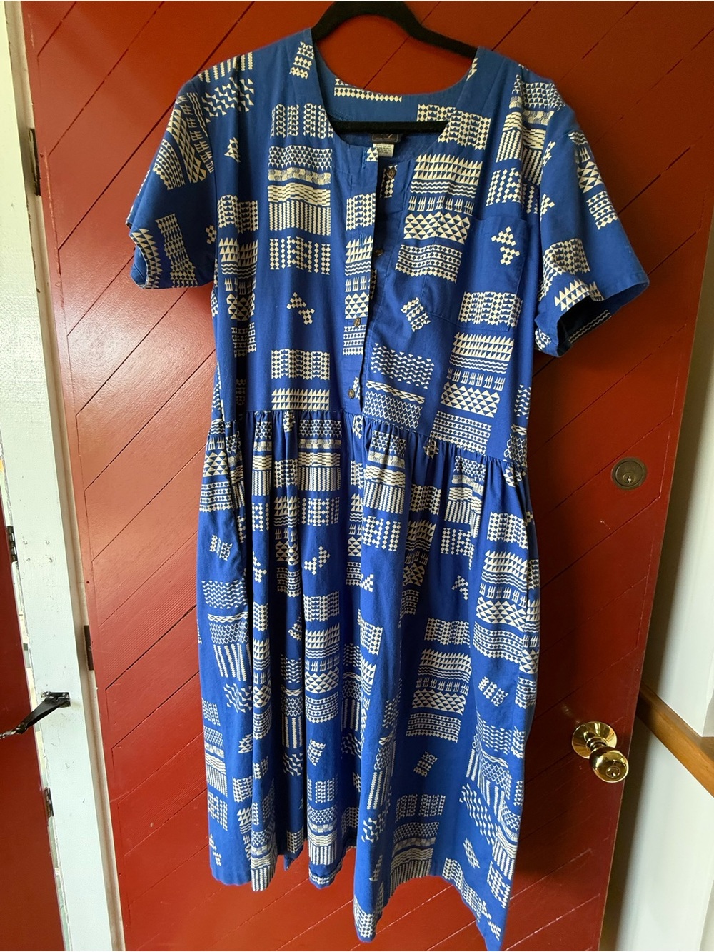 Vintage Sig Zane Blue Printed Short Sleeve Midi Dress